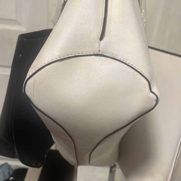 Kate Spade White Tote Bag - Picture 2 of 4